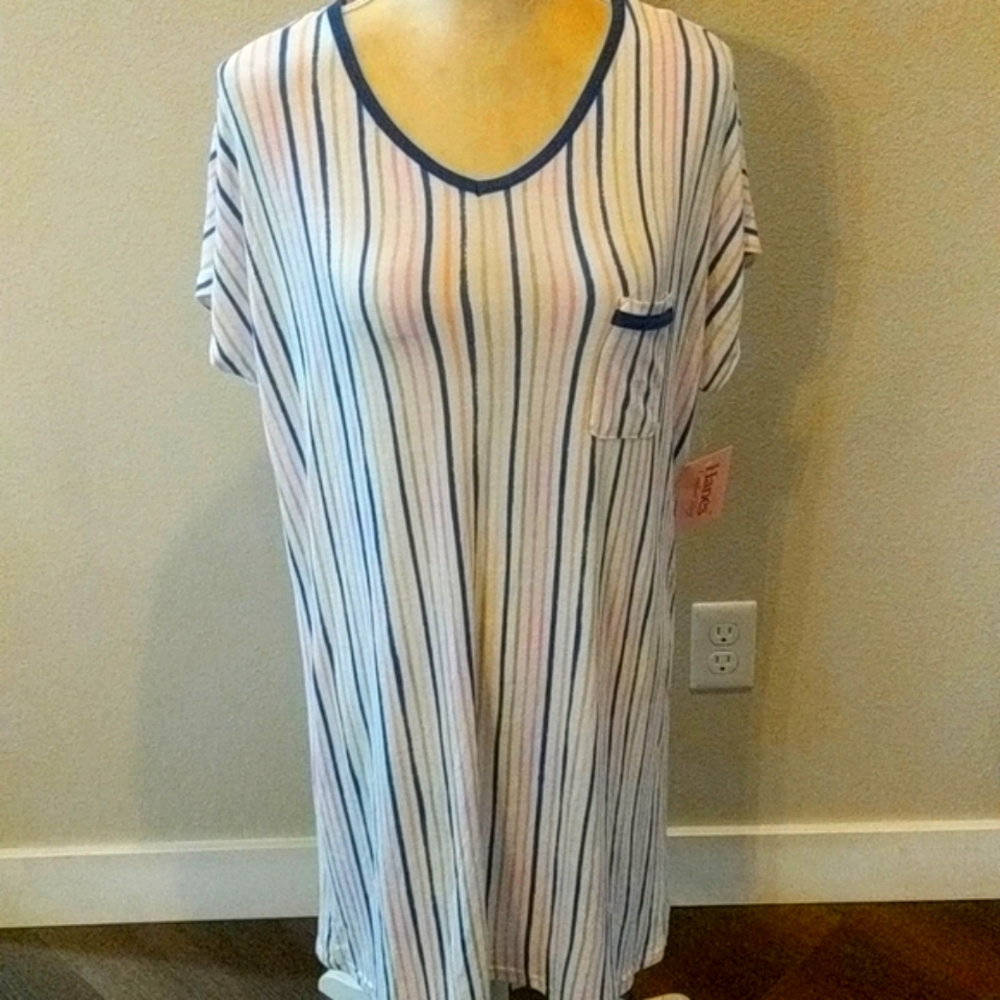 Hanes  Comfort Sleep Shirt Gown Large  Striped NWT